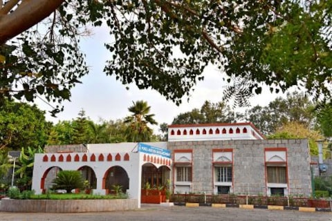 KSTDC Hotel Mayura Bhuvaneshwari Kamalapur